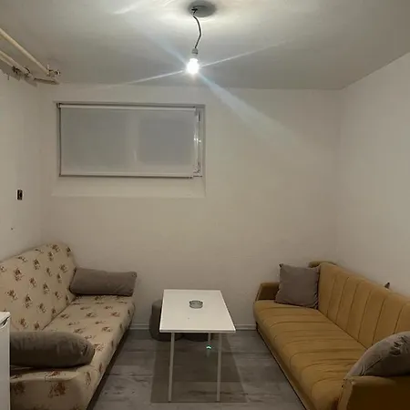 Apartman Nv * Pistelici